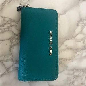 MICHAEL KORS wallet
